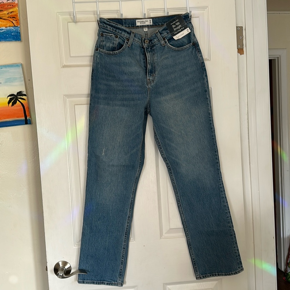 Abercrombie & Fitch 90s Straight Ultra High Rise